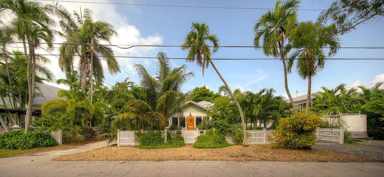 1117 South Street - Photo 1