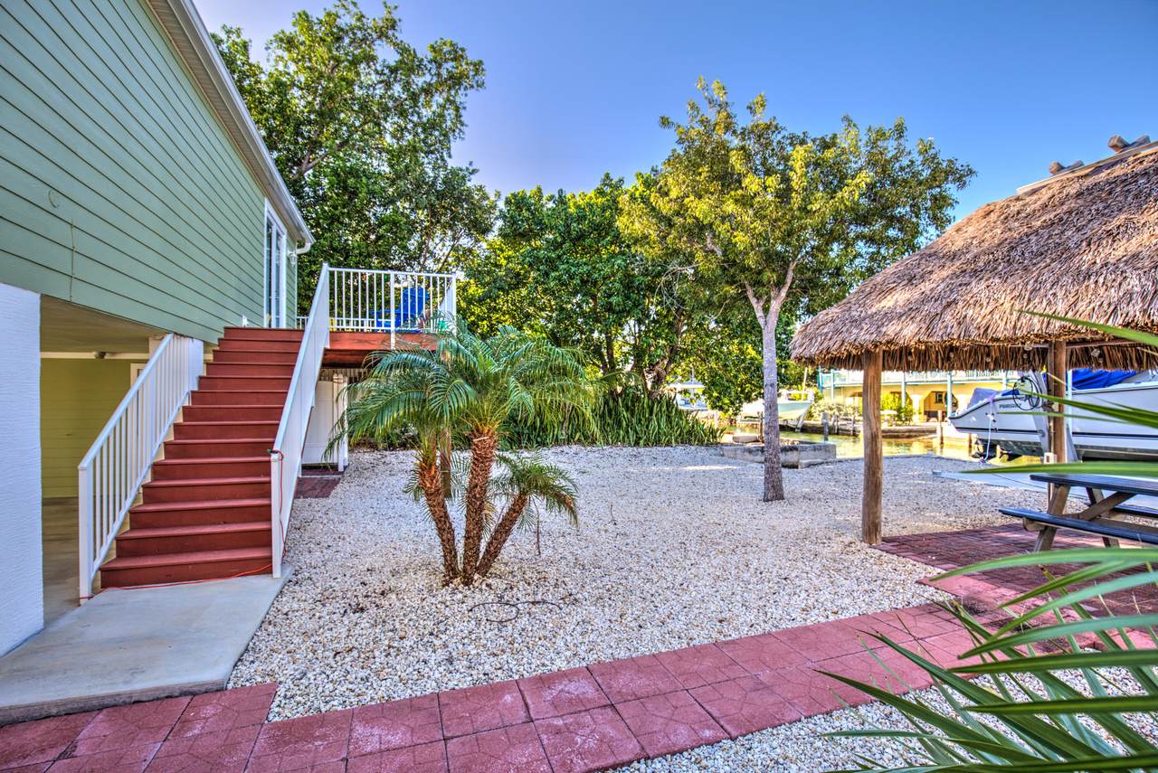 28561 Buccaneer Road - Photo 1