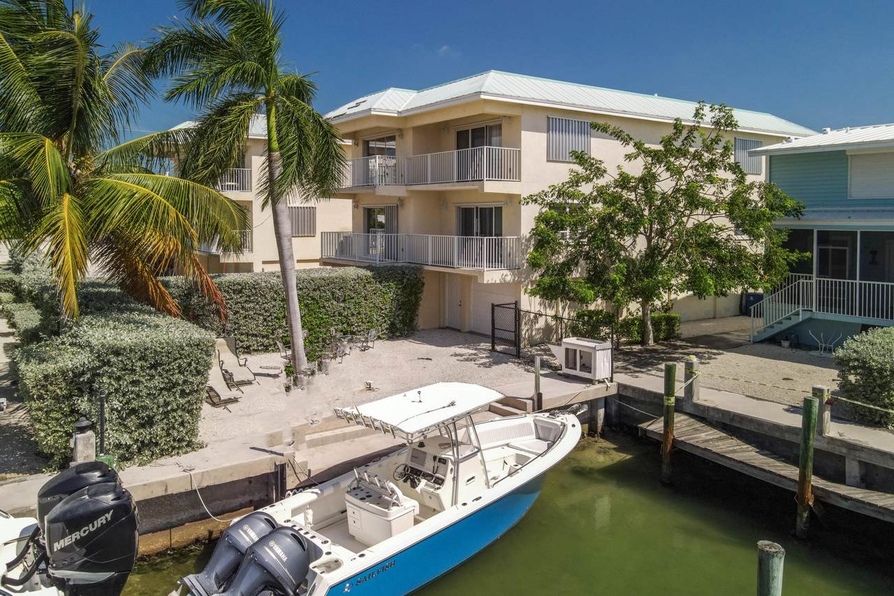 315 Ocean Drive - Photo 1