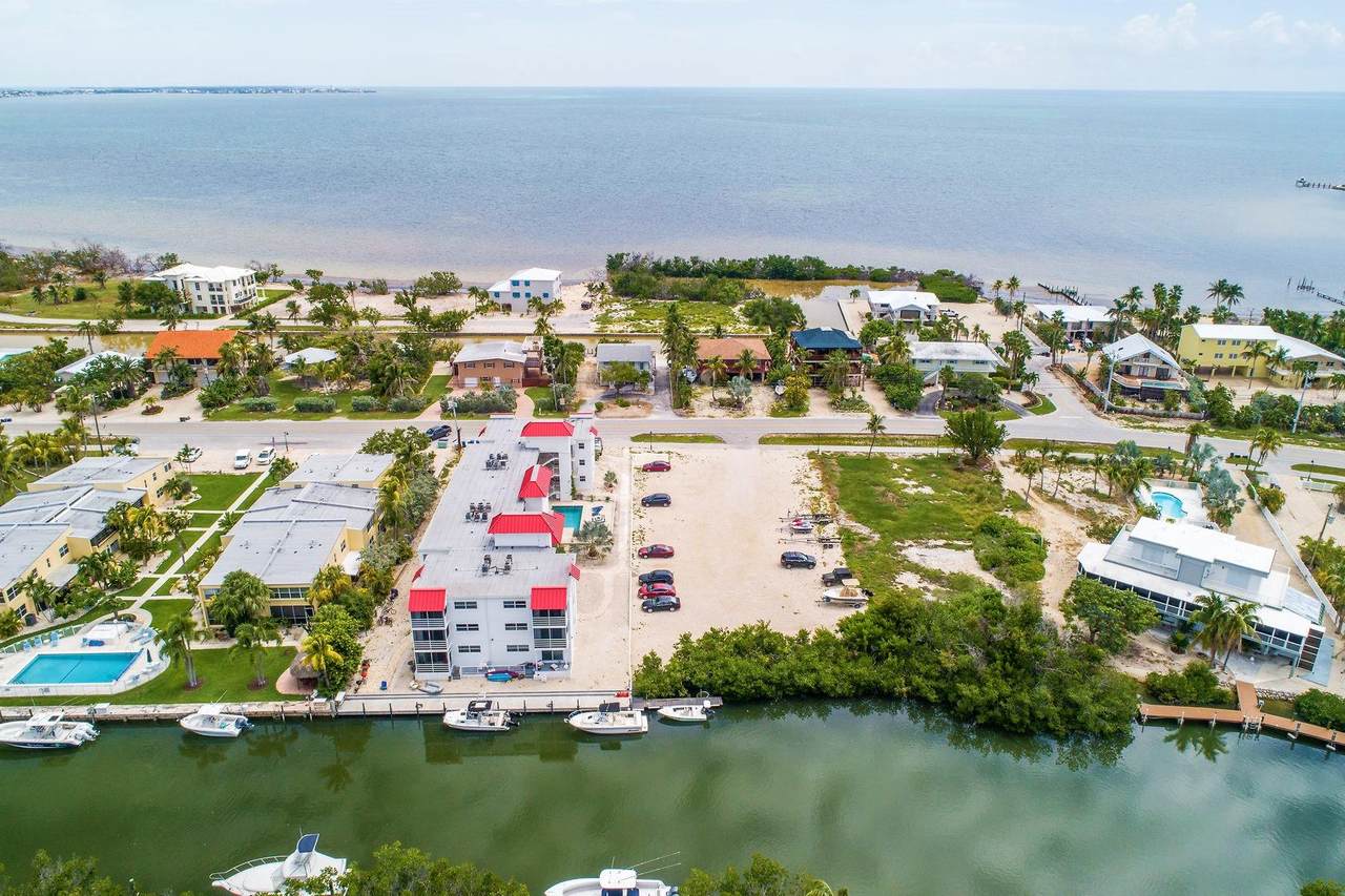 605 Sombrero Beach Road - Photo 1