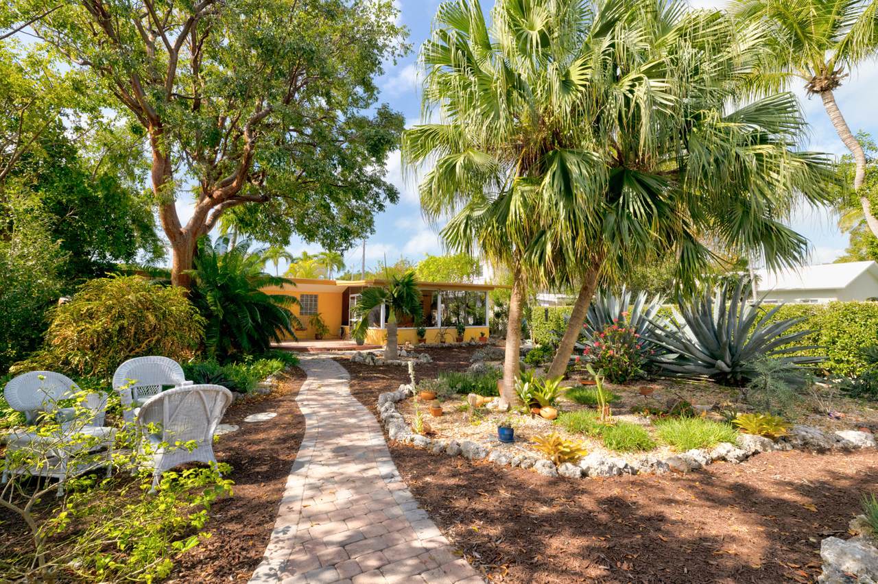154 Dickie Way - Photo 1