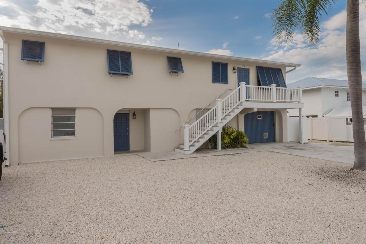 22 Emerald Drive - Photo 1