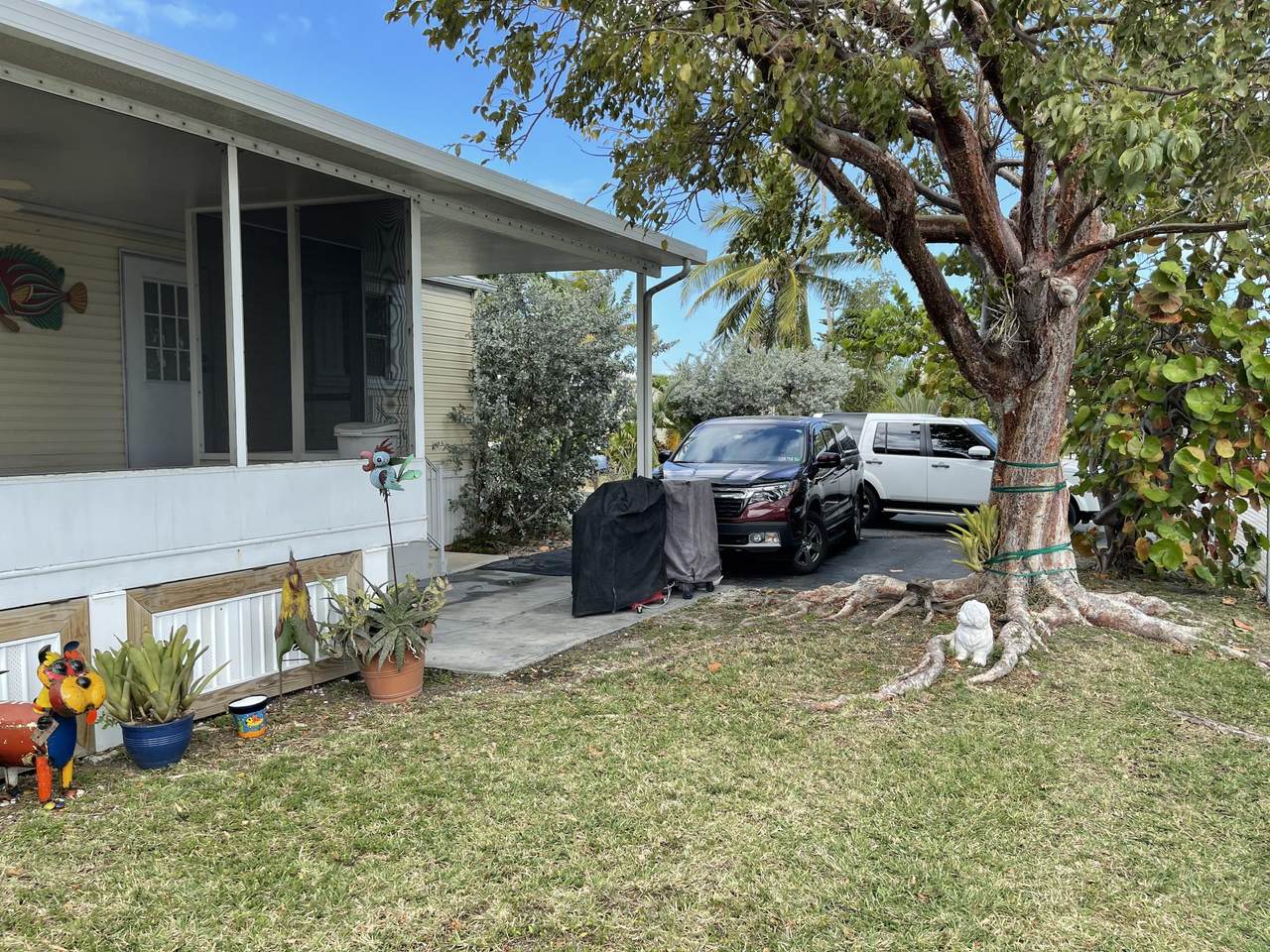6800 Maloney Avenue - Photo 1