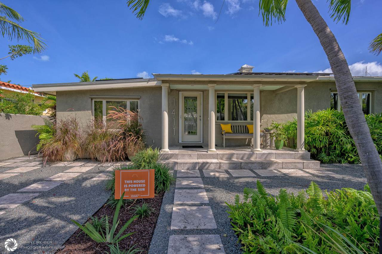 1411 Patricia Street - Photo 1