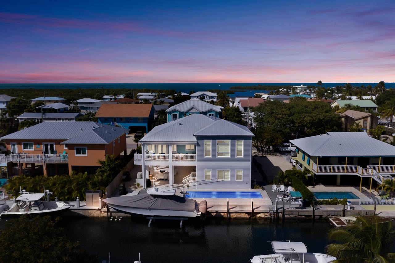 115 Bruce Court - Photo 1