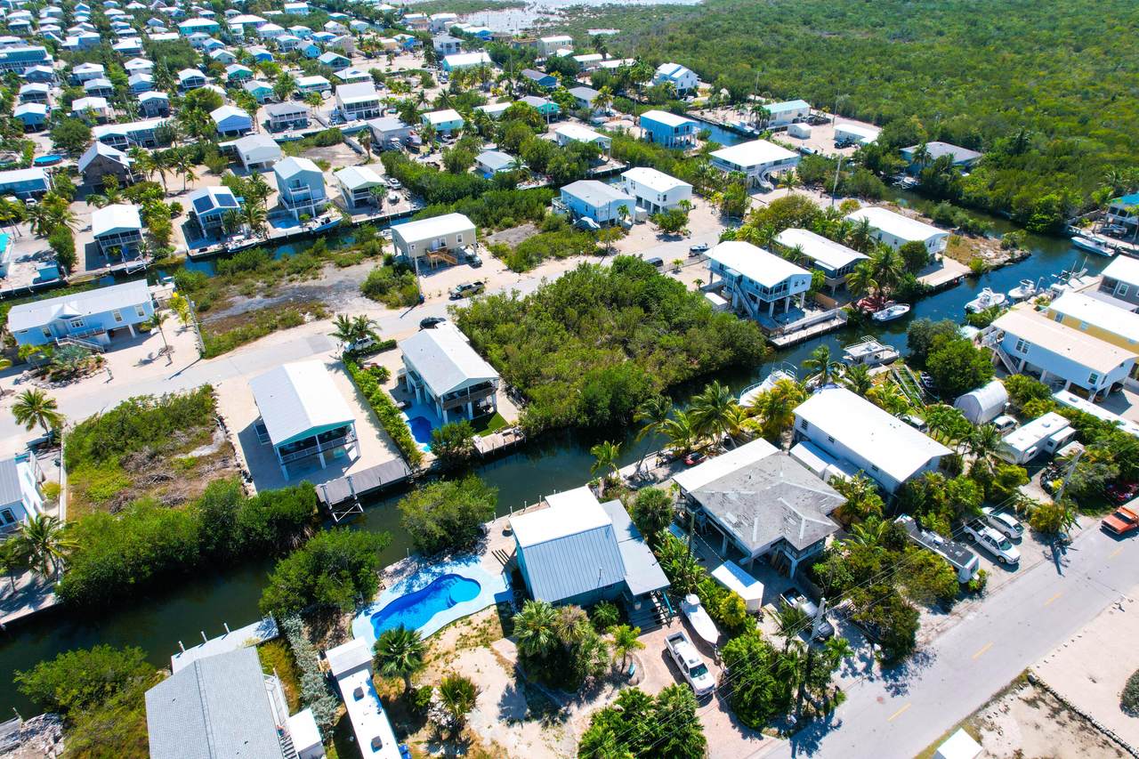 Guadaloupe Lane - Photo 1