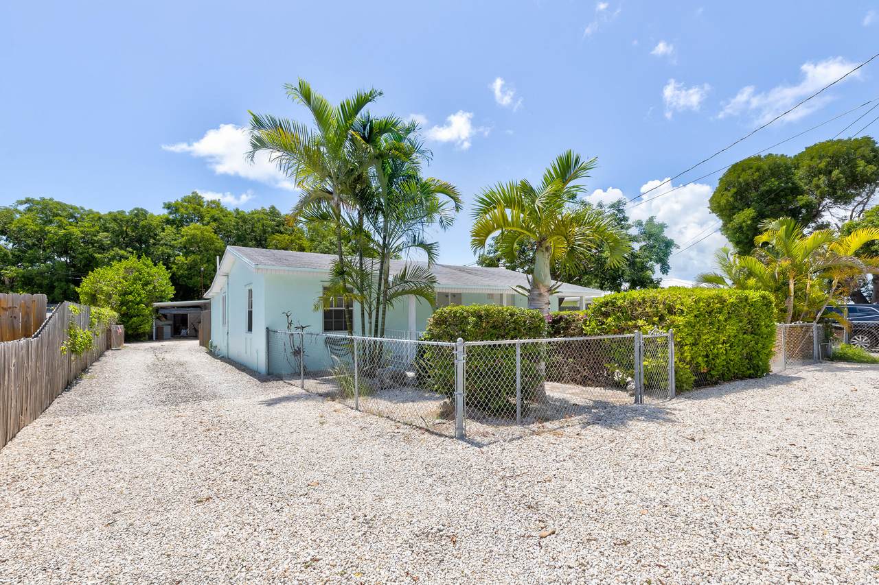 135 Harbor Drive - Photo 1