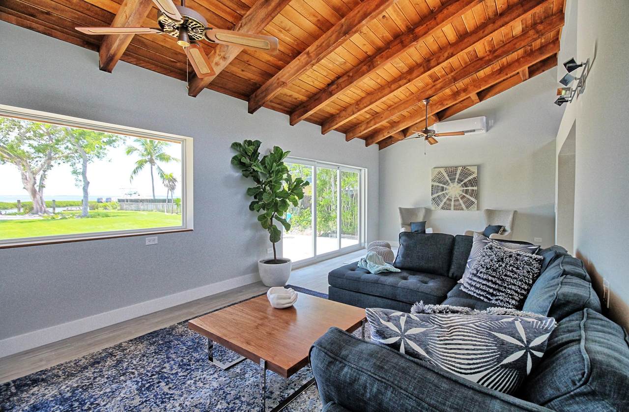 120 Shore Drive - Photo 1