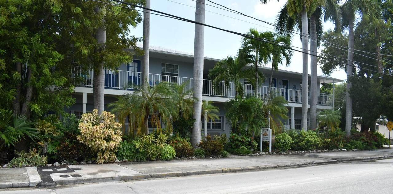 646 United Street - Photo 1