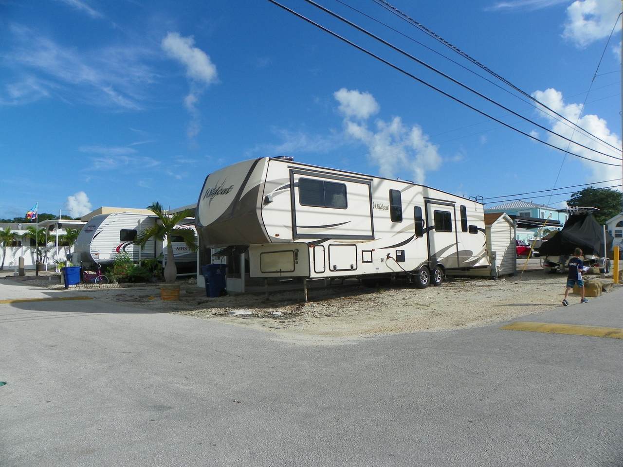 325 Calusa Street - Photo 1