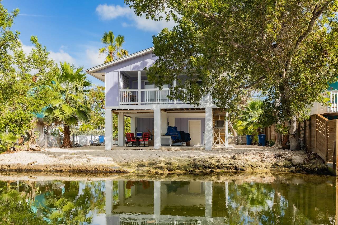 300 Spanish Main Drive - Photo 1