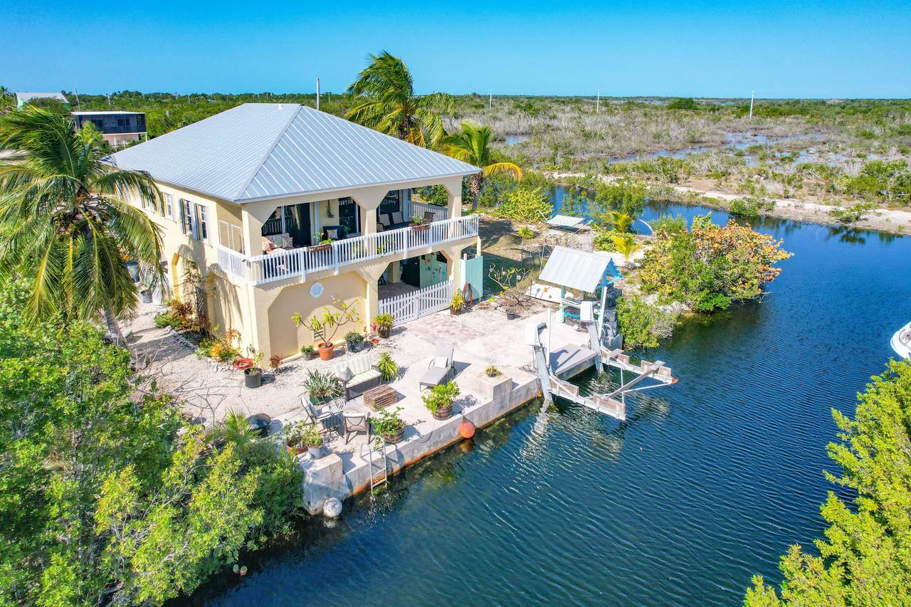 3665 Bahama Street - Photo 1
