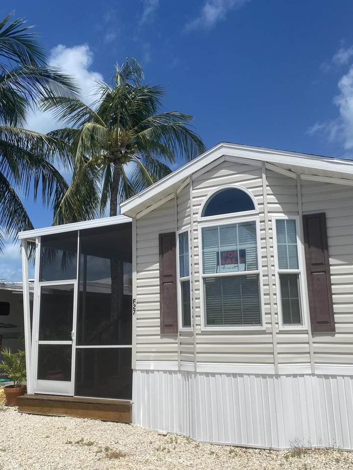 1361 Overseas Highway - Photo 1