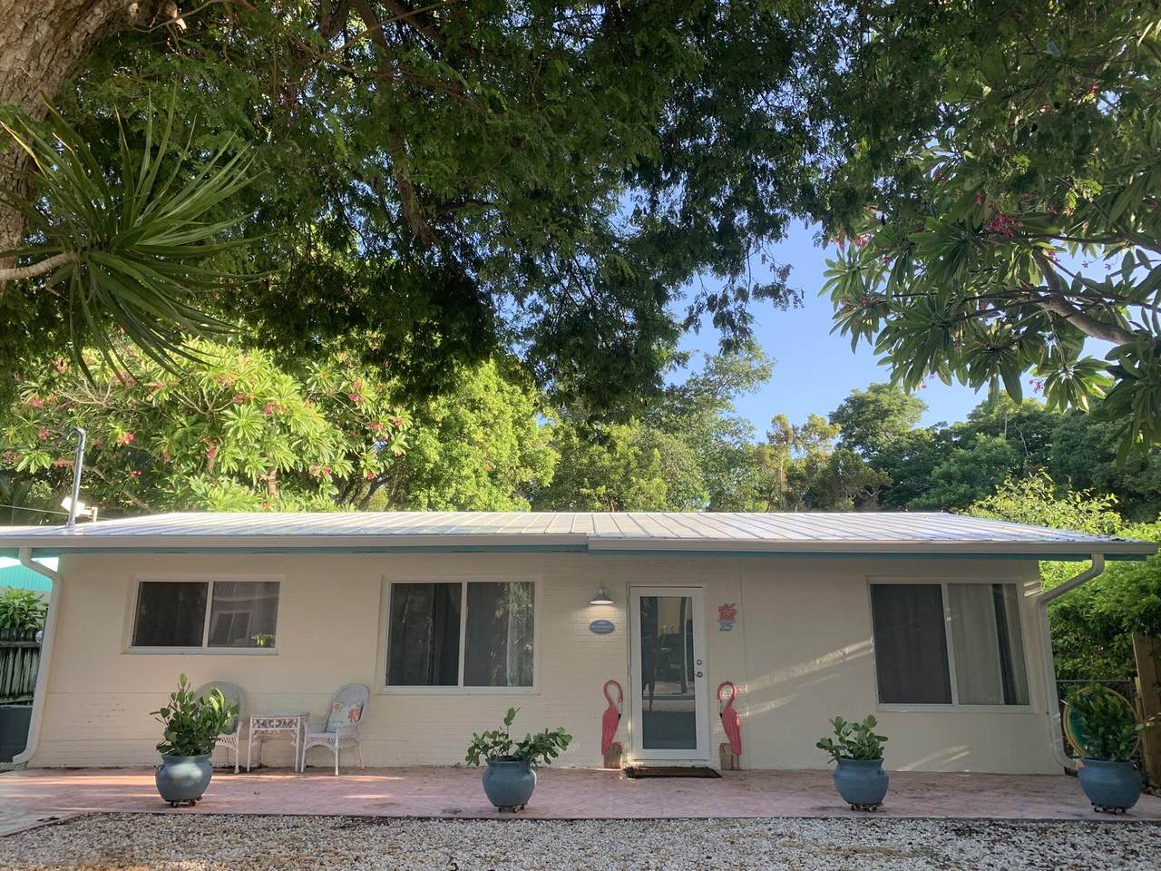 25 Transylvania Avenue - Photo 1