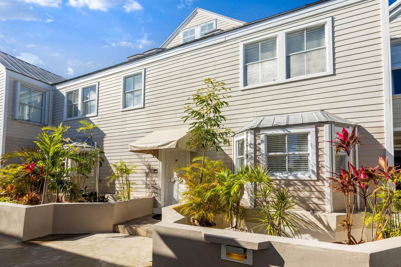 1075 Duval St. - Photo 1