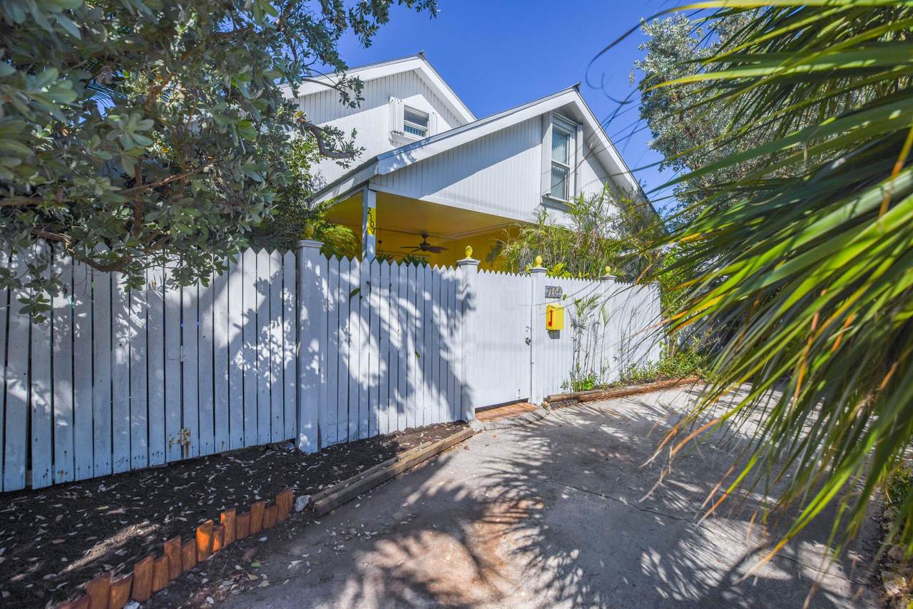 2107 Flagler Avenue - Photo 1