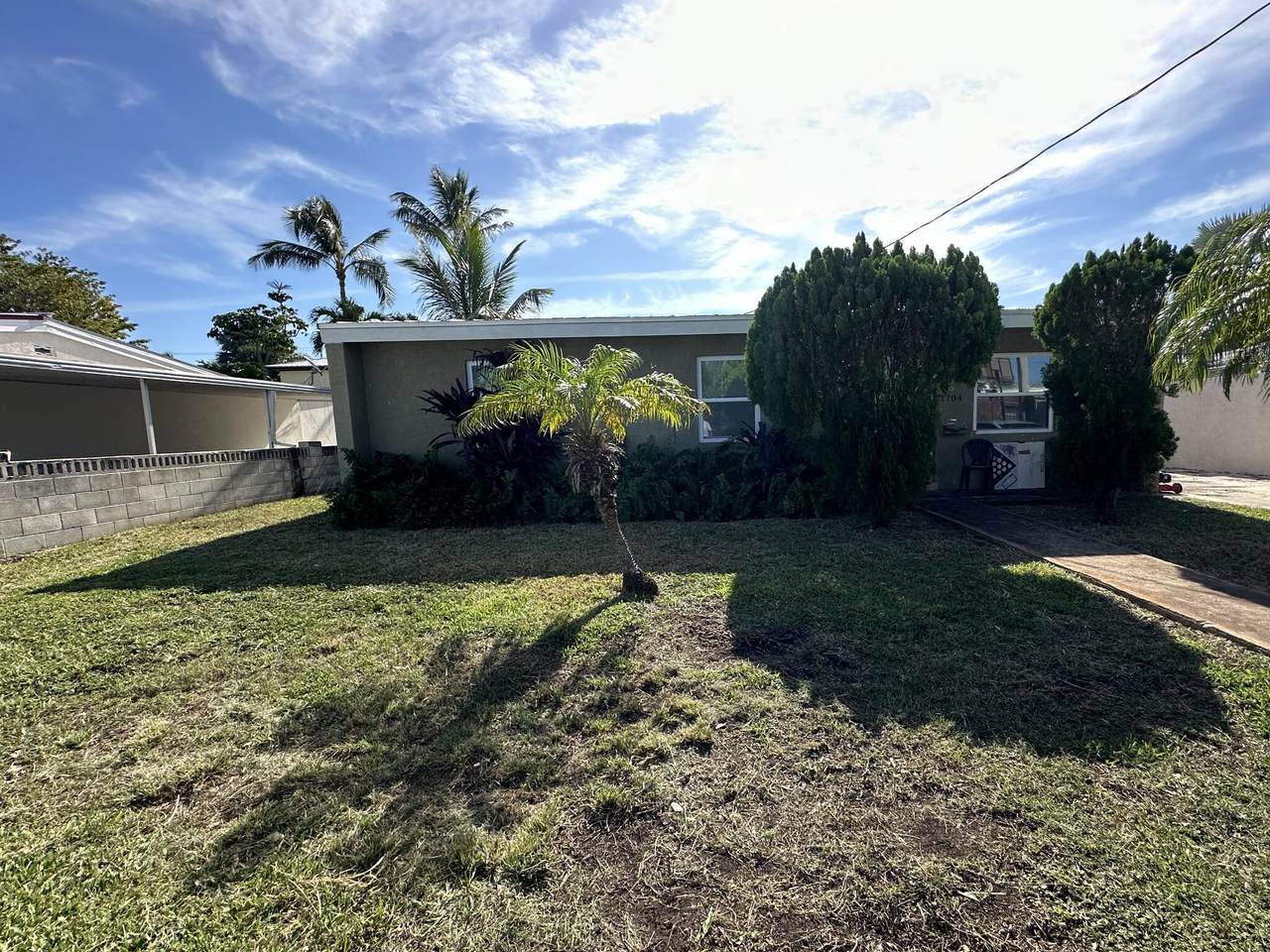 1704 Duncan Street - Photo 1