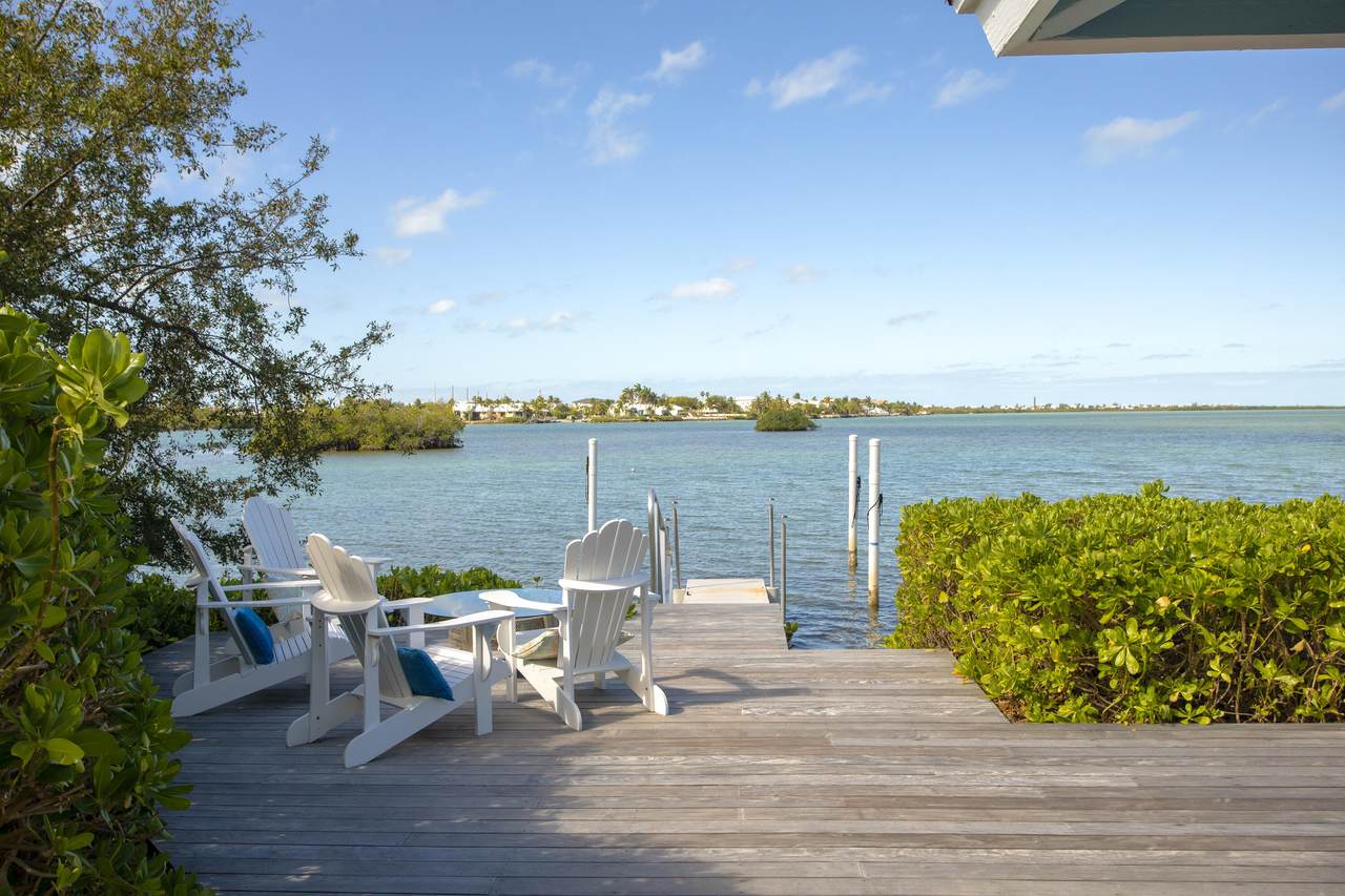 4 Cannon Royal Drive - Photo 1