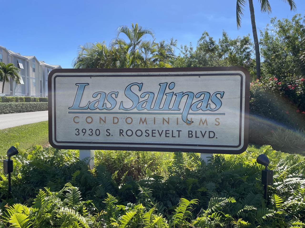 3930 Roosevelt Boulevard - Photo 1