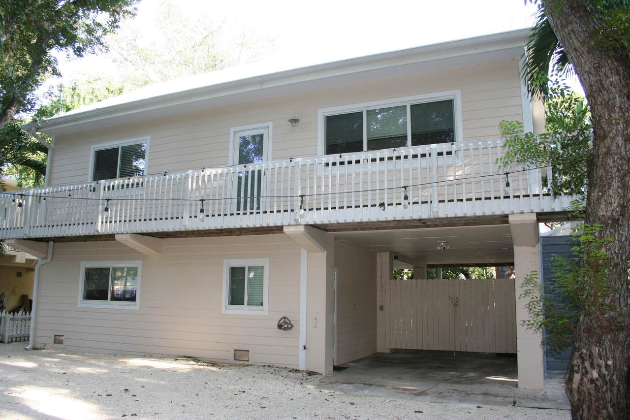 183 Orlando Drive - Photo 1