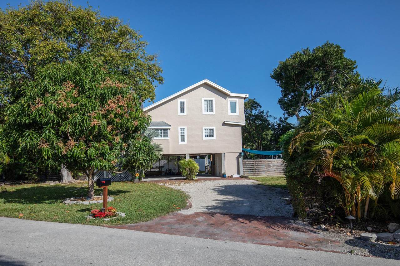 19533 Mayan Drive - Photo 1