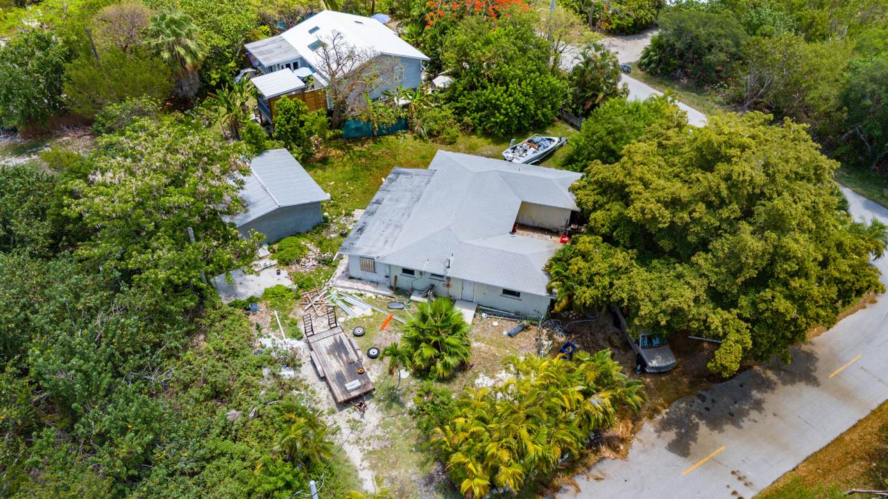 https://bt-photos.global.ssl.fastly.net/flkeys/1280_boomver_1_610340-2.jpg