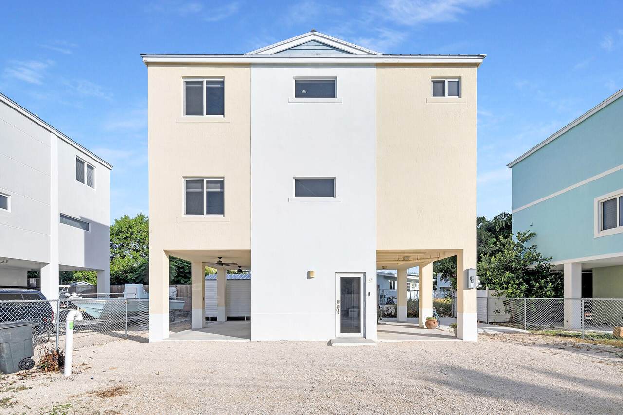 9 Gulf Drive - Photo 1