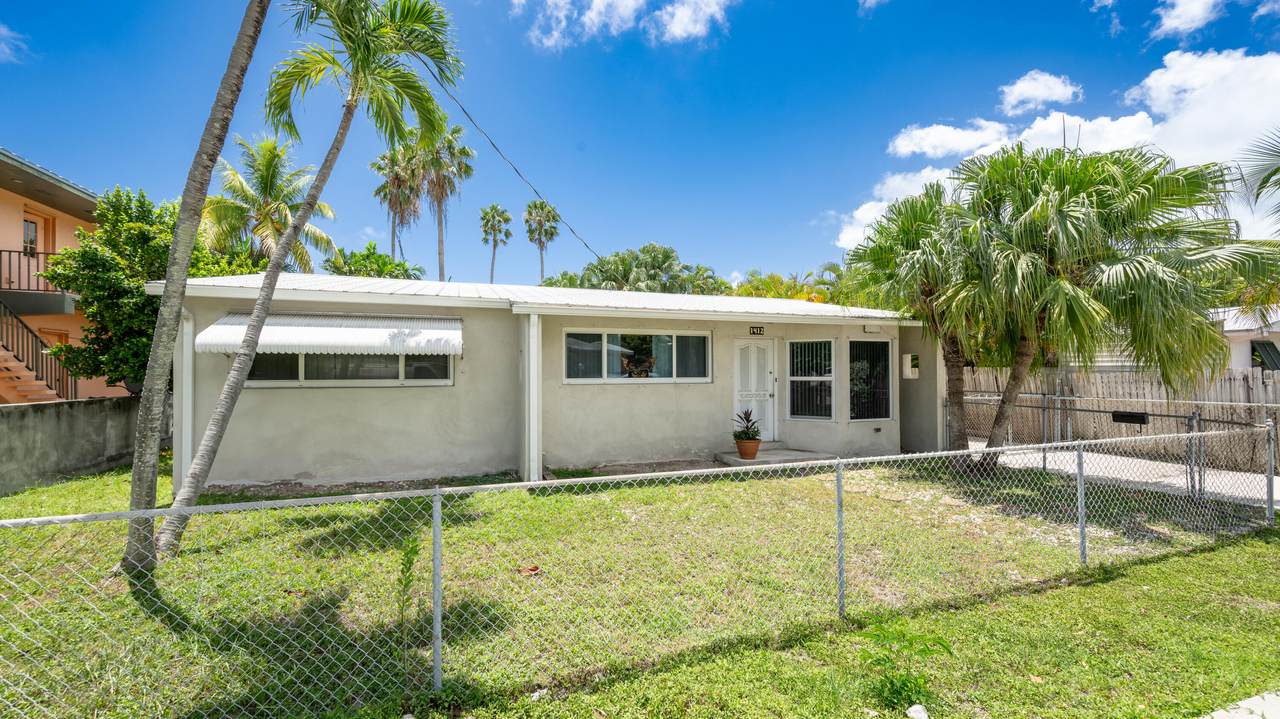 1412 Flagler Avenue - Photo 1