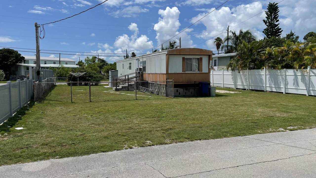 https://bt-photos.global.ssl.fastly.net/flkeys/1280_boomver_1_611538-2.jpg