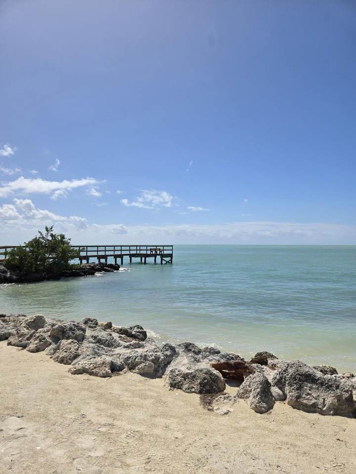 https://bt-photos.global.ssl.fastly.net/flkeys/1280_boomver_1_611893-2.jpg