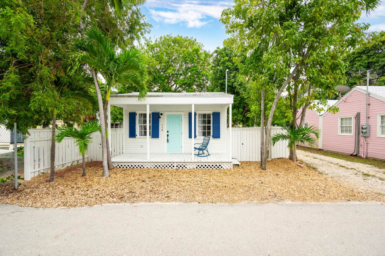 114 Olivia Street - Photo 1