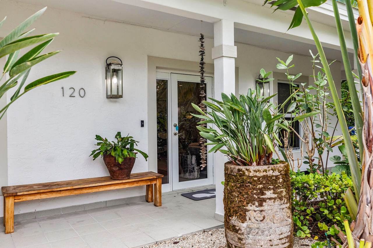 120 San Marco Drive - Photo 1