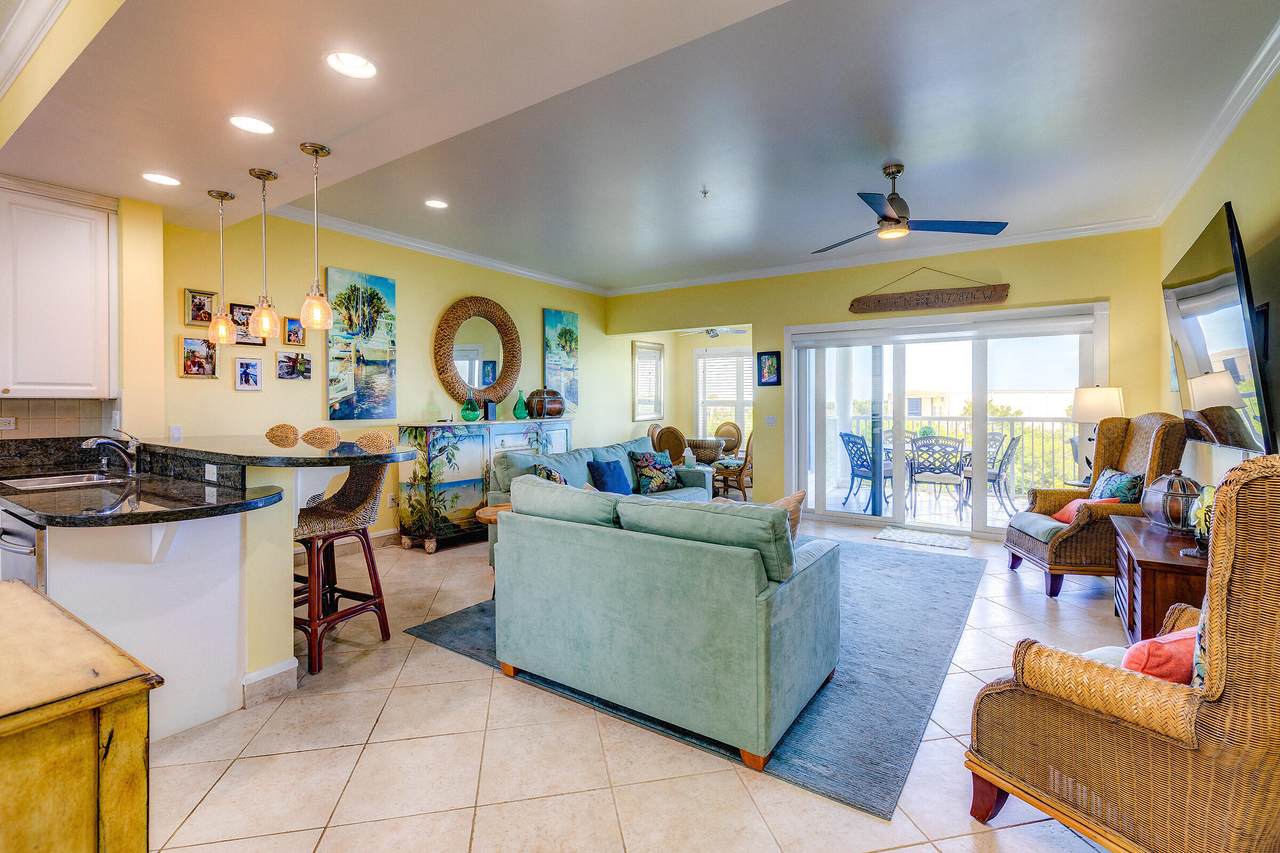 5960 Peninsular Avenue - Photo 1