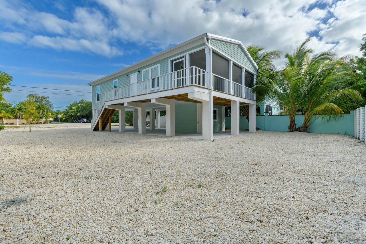 124 Yardarm Road - Photo 1
