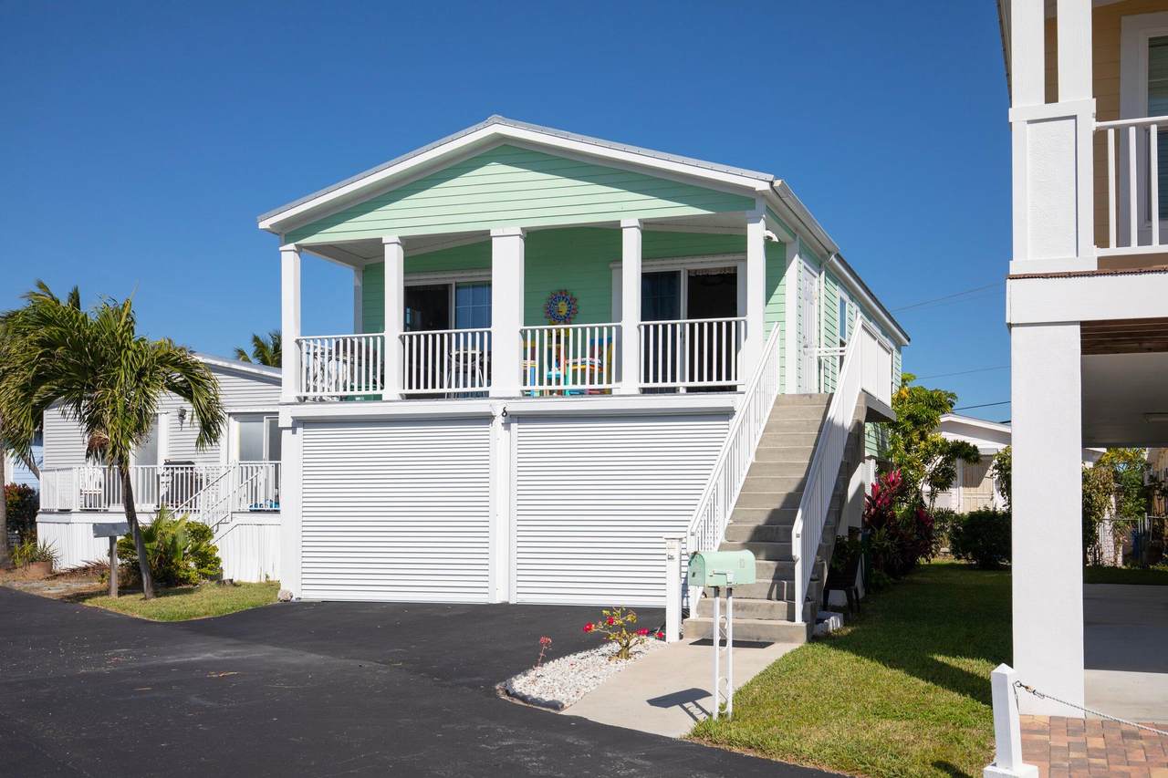 6800 Maloney Avenue - Photo 1