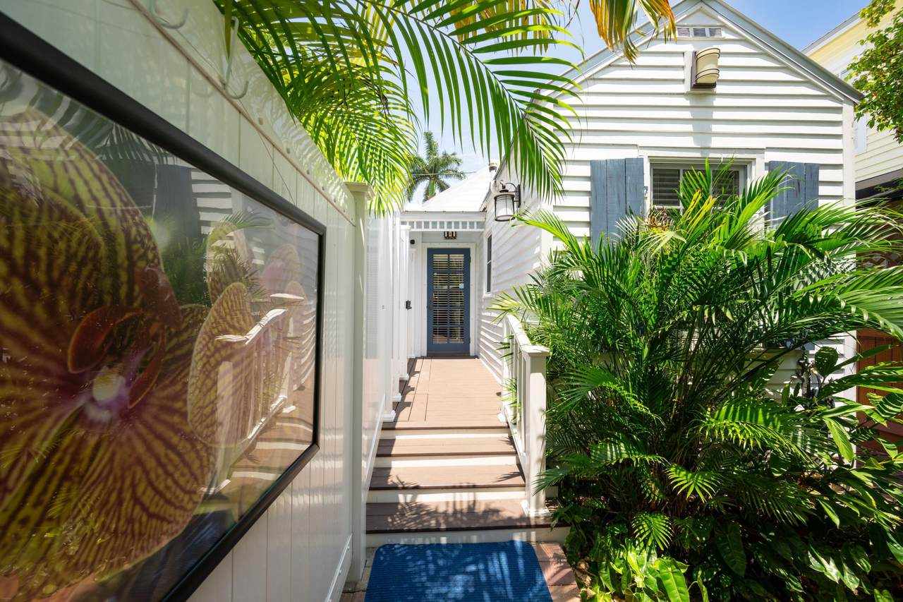 1118 Curry Lane - Photo 1