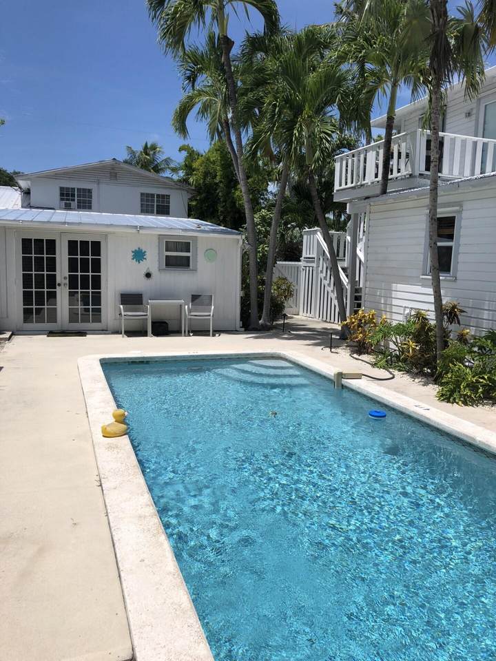 1318 Duncan Street - Photo 1