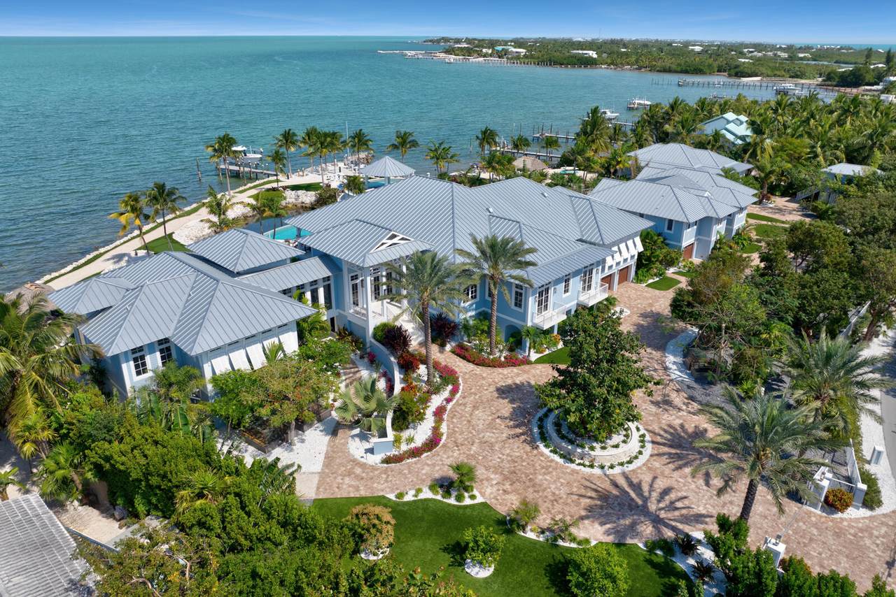 https://bt-photos.global.ssl.fastly.net/flkeys/1280_boomver_1_613902-2.jpg
