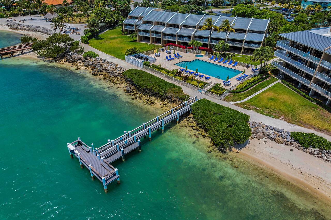 1133 Ocean Drive - Photo 1