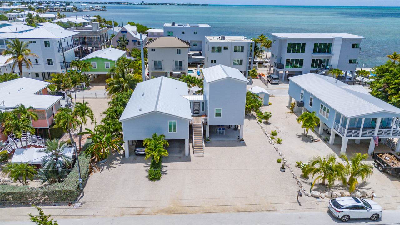 930 80Th Street - Photo 1