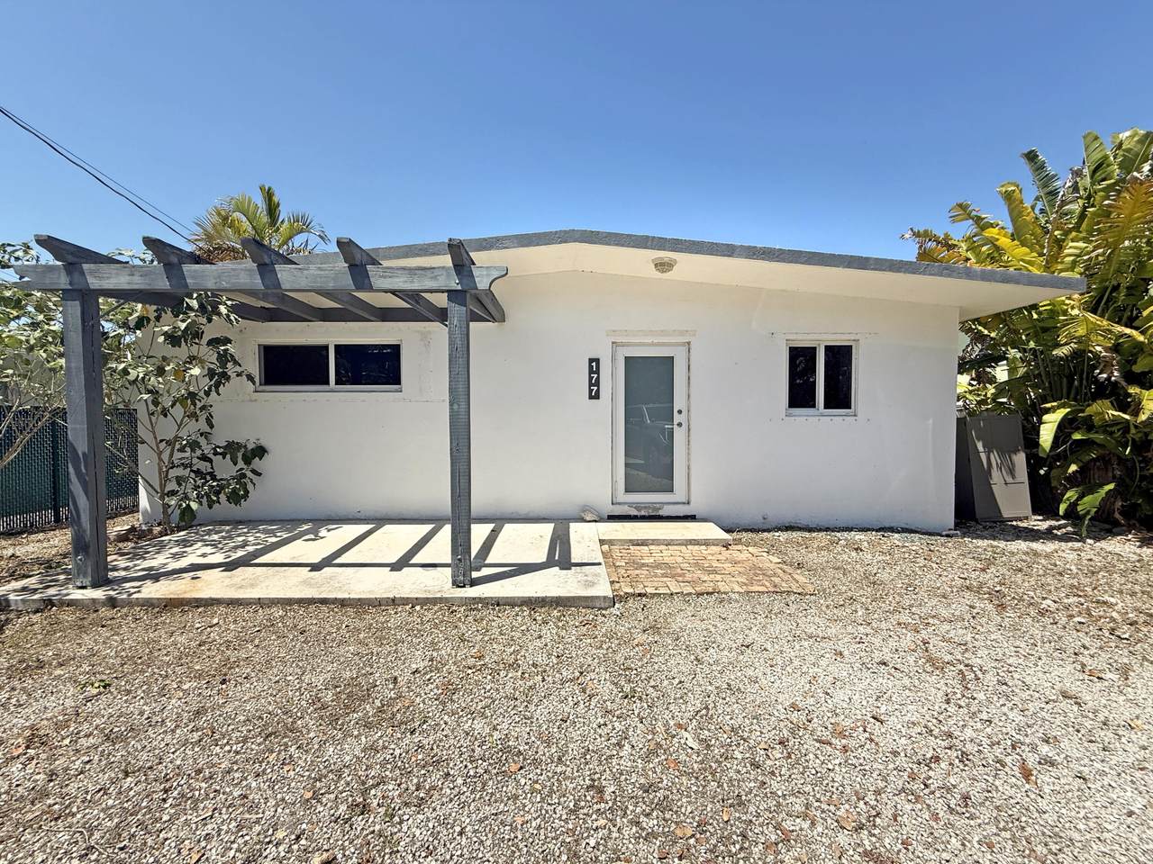 177 Pearl Avenue - Photo 1