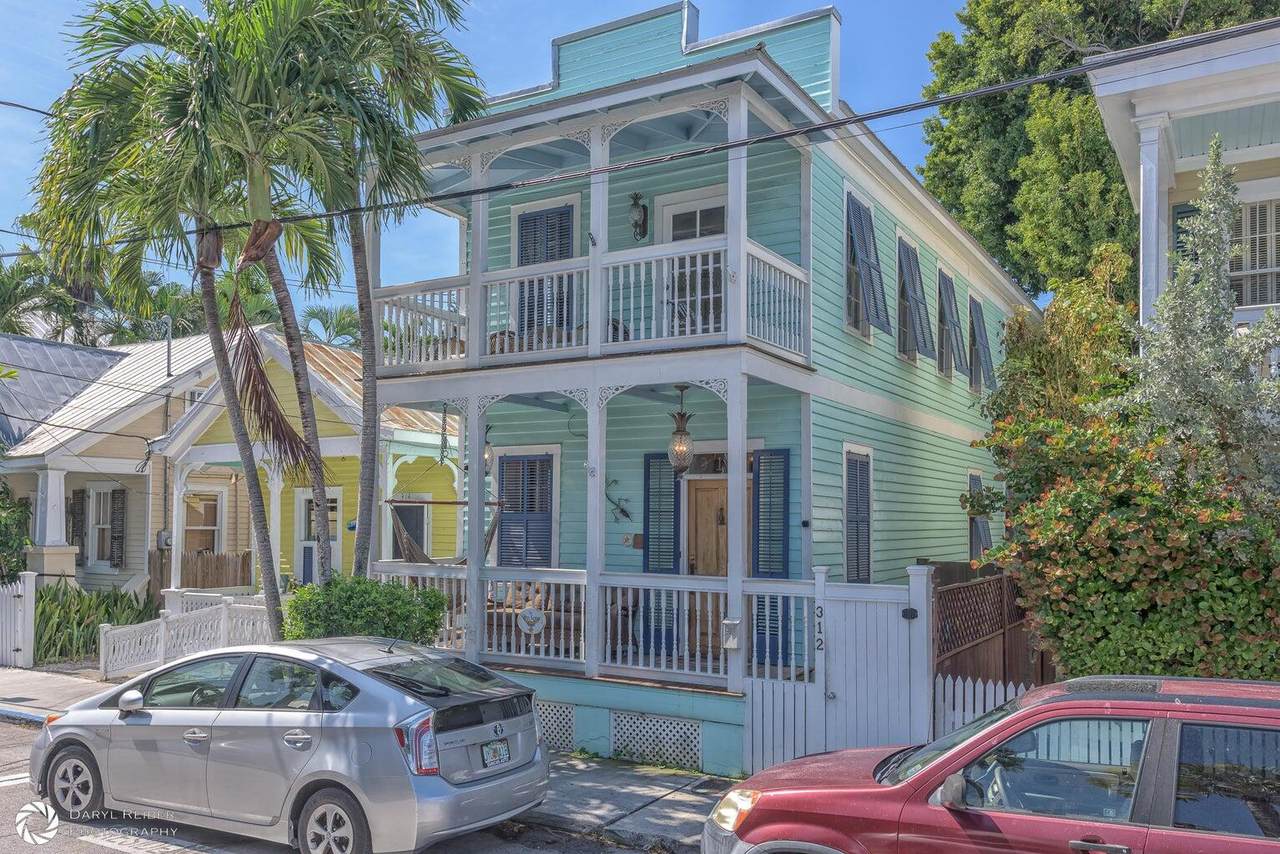 312 William Street - Photo 1