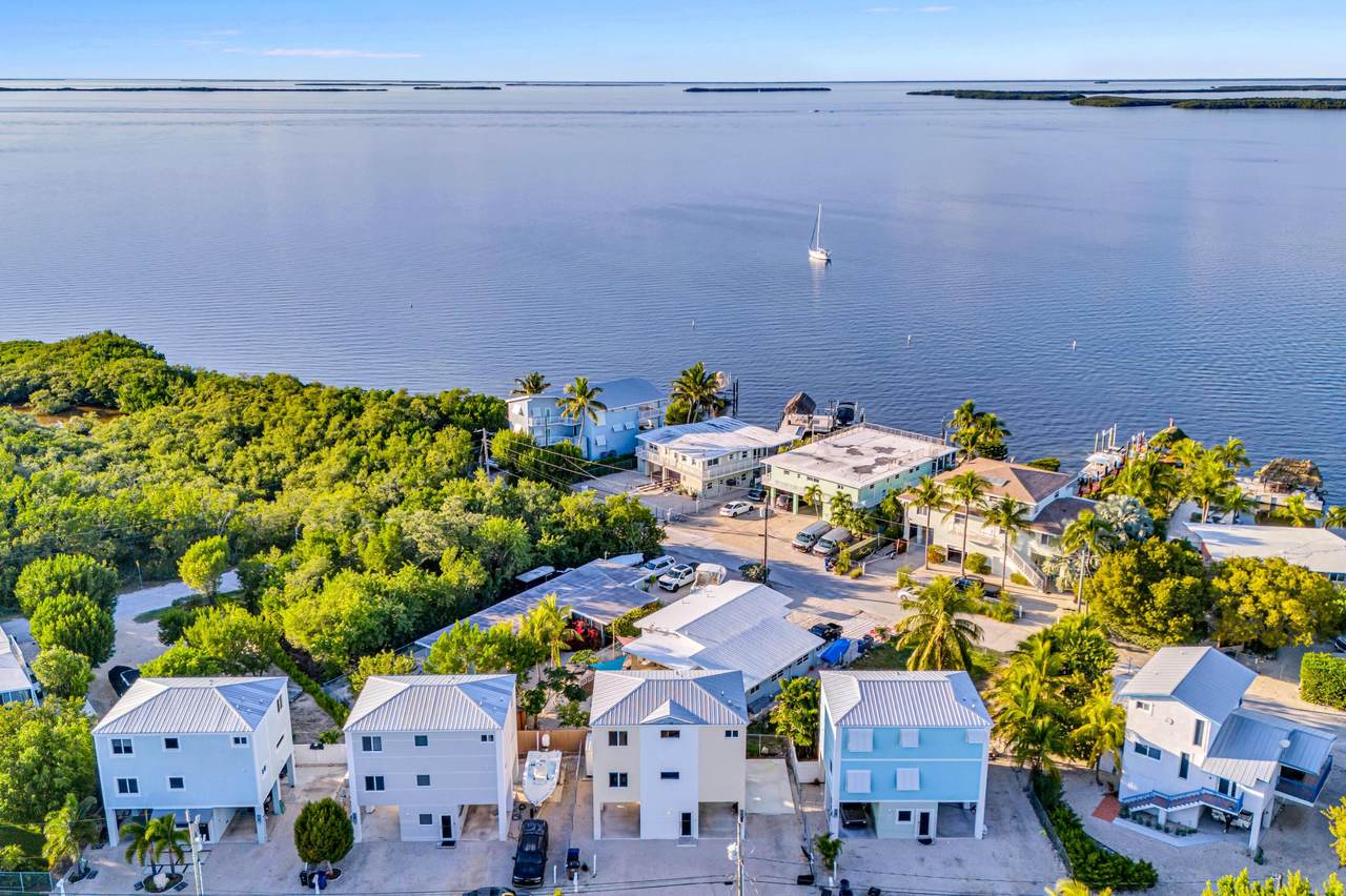 9 Gulf Drive - Photo 1