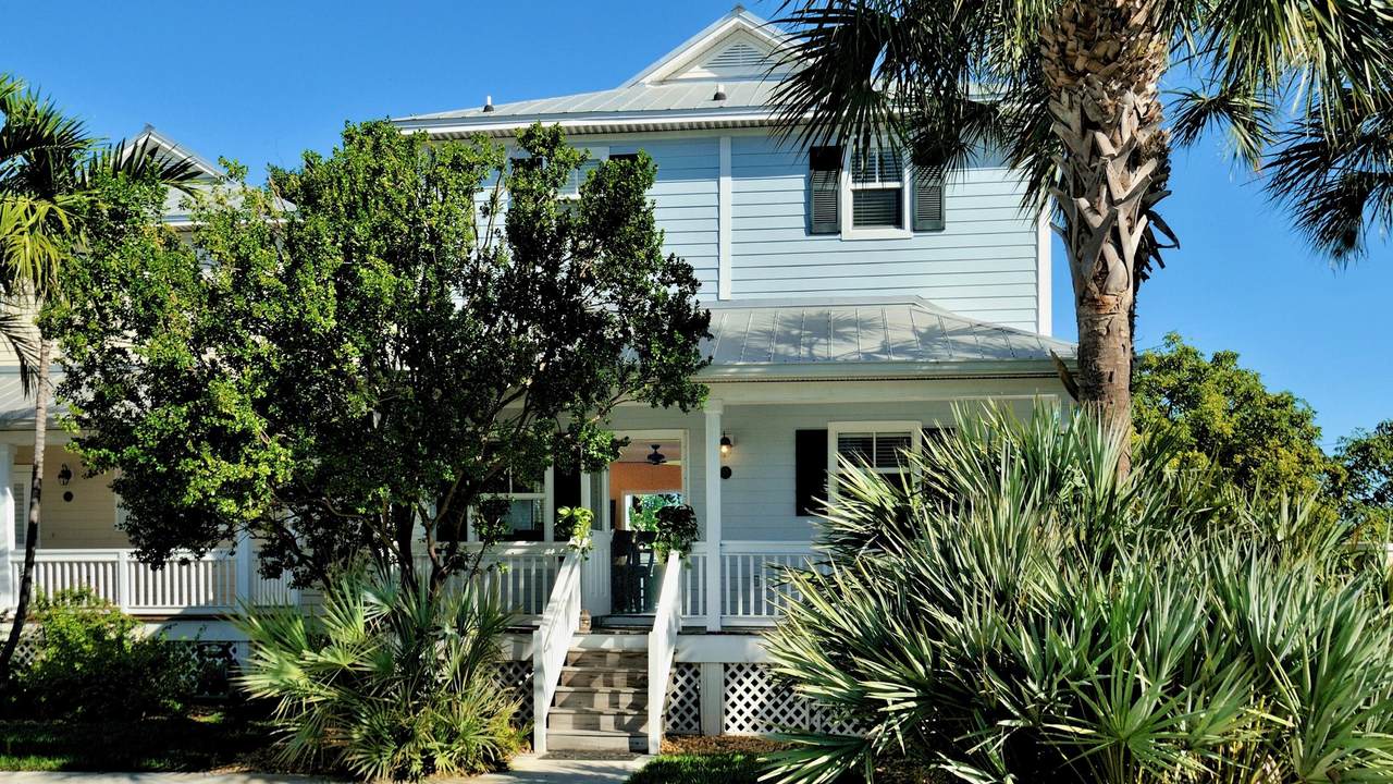 55 Coral Way - Photo 1