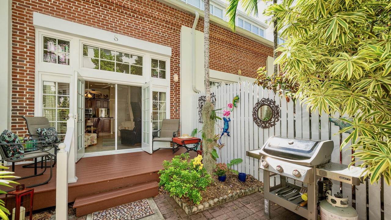 101 Front Street - Photo 1