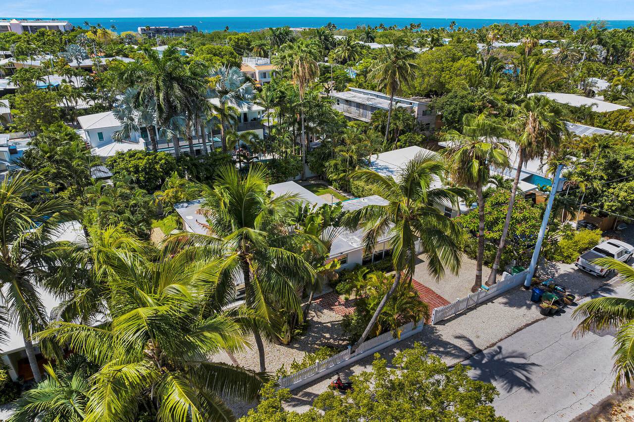 https://bt-photos.global.ssl.fastly.net/flkeys/1280_boomver_1_615659-2.jpg