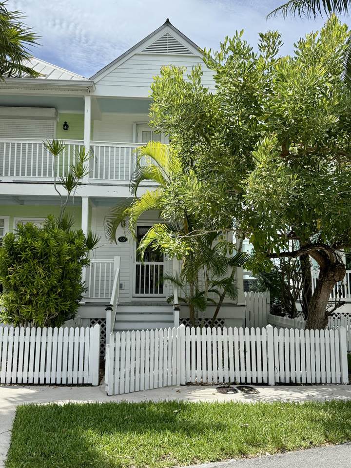 Address Not Published - Photo 1