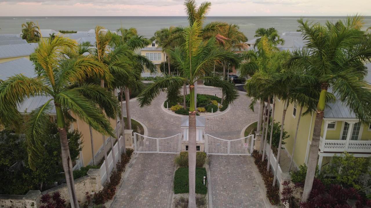 https://bt-photos.global.ssl.fastly.net/flkeys/1280_boomver_1_615691-2.jpg