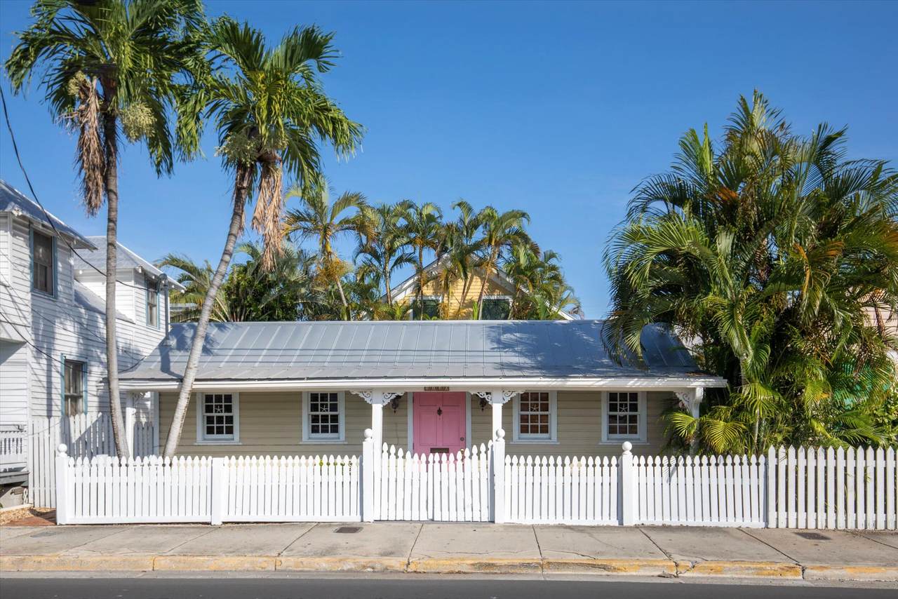 1116 Eaton Street - Photo 1
