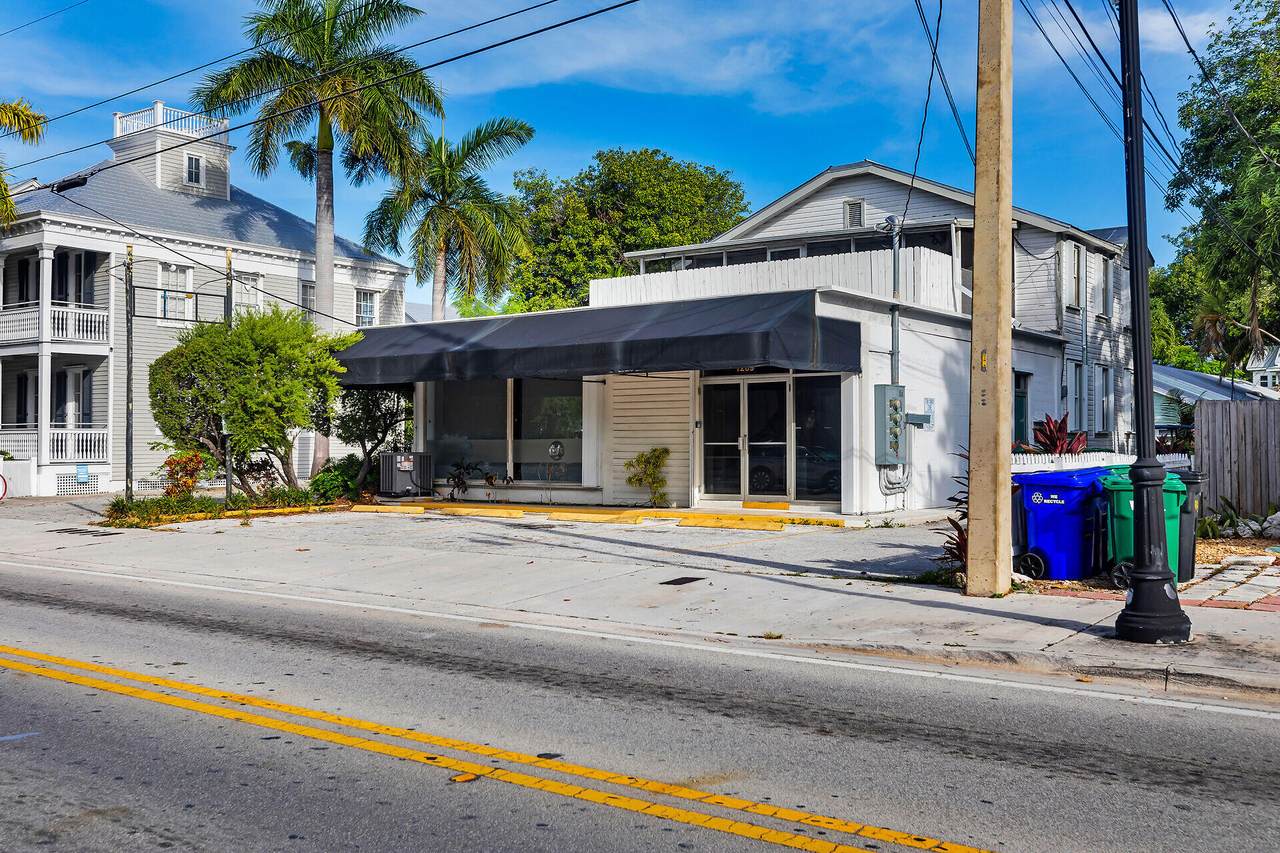 1209 Truman Avenue - Photo 1